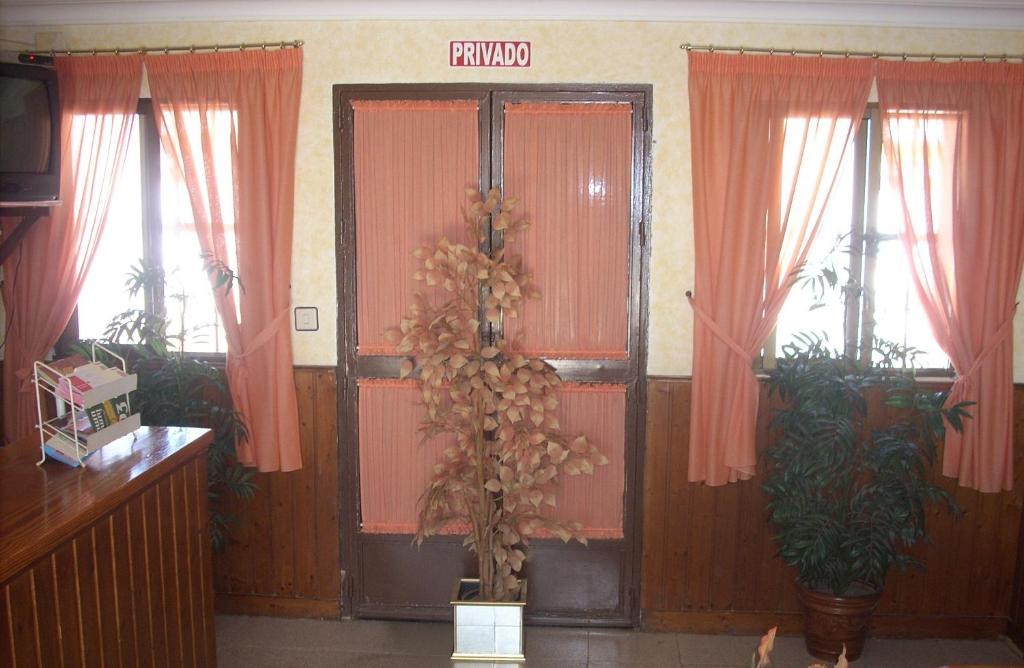 Hostal Don Diego San Juan Del Puerto Esterno foto